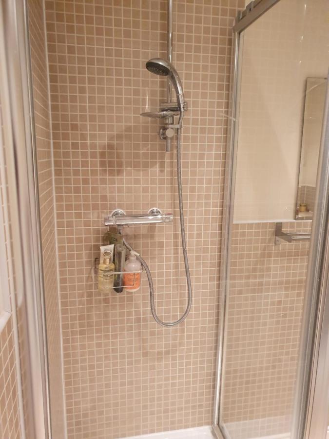 Beautiful Ensuite Room Wellingborough Bagian luar foto